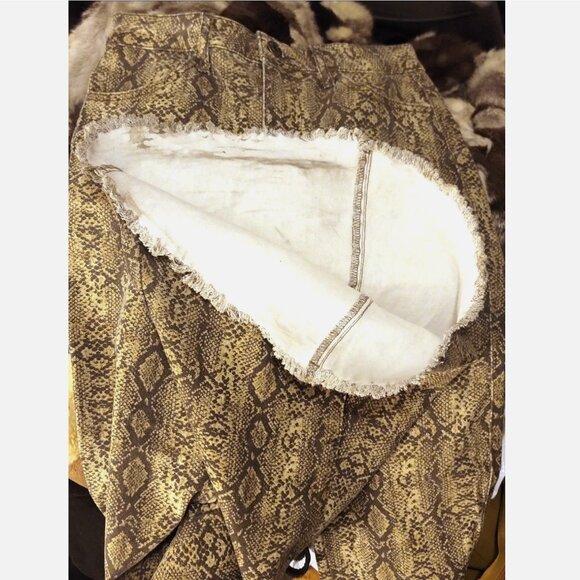 Show Me Your Mumu Size 27 Flare High Rise Berkeley Bells Queen Cobra Snake Jeans - Picture 8 of 11